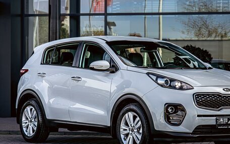 KIA Sportage IV рестайлинг, 2018 год, 1 895 000 рублей, 7 фотография