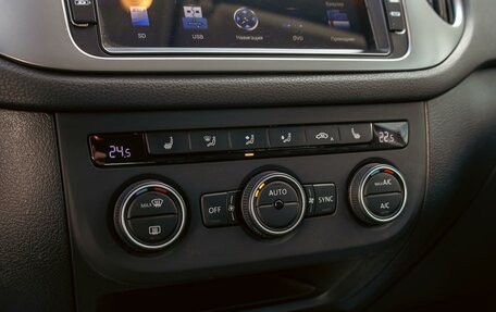 Volkswagen Tiguan I, 2016 год, 1 395 000 рублей, 15 фотография