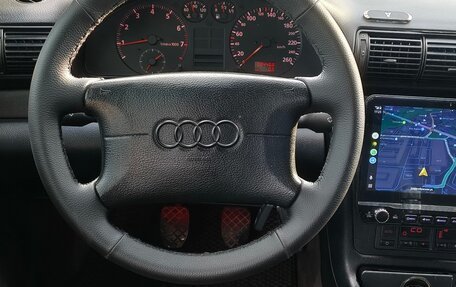 Audi A4, 1995 год, 290 000 рублей, 11 фотография