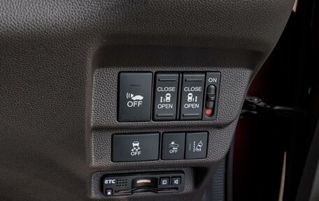 Honda Freed II, 2016 год, 1 645 000 рублей, 17 фотография