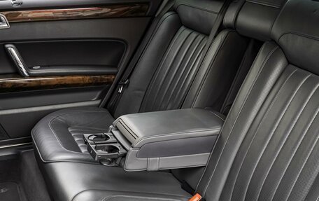 Volkswagen Phaeton I рестайлинг, 2013 год, 2 335 000 рублей, 12 фотография