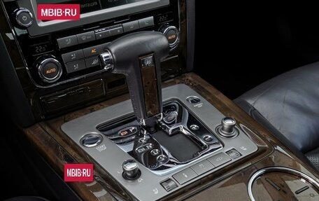 Volkswagen Phaeton I рестайлинг, 2013 год, 2 335 000 рублей, 15 фотография