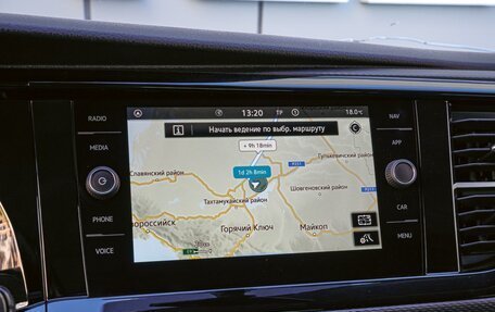 Volkswagen Multivan T6 рестайлинг, 2021 год, 5 250 000 рублей, 12 фотография