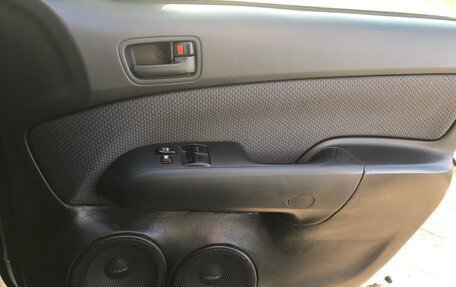 Toyota Succeed I рестайлинг, 2011 год, 860 000 рублей, 4 фотография