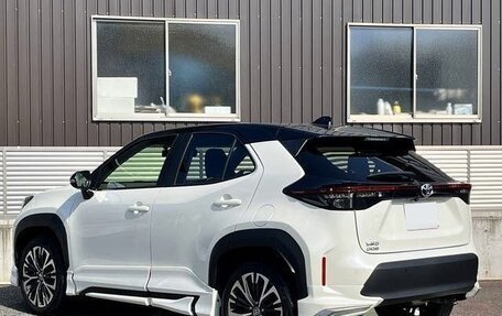 Toyota Yaris Cross, 2021 год, 1 390 000 рублей, 4 фотография