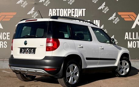 Skoda Yeti I рестайлинг, 2012 год, 835 000 рублей, 8 фотография
