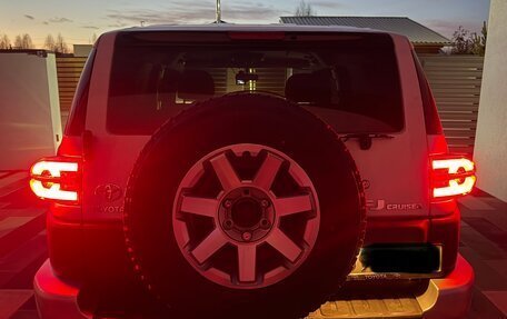 Toyota FJ Cruiser, 2021 год, 7 250 000 рублей, 4 фотография