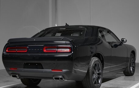 Dodge Challenger III рестайлинг 2, 2023 год, 11 000 000 рублей, 4 фотография