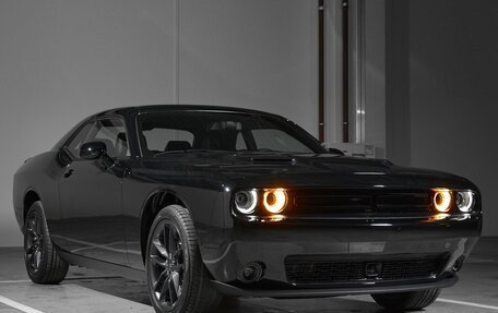 Dodge Challenger III рестайлинг 2, 2023 год, 11 000 000 рублей, 3 фотография