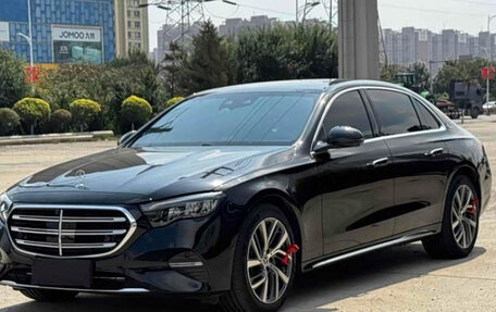 Mercedes-Benz E-Класс, 2024 год, 5 600 000 рублей, 1 фотография