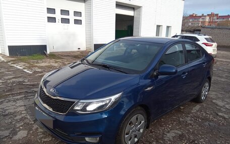 KIA Rio III рестайлинг, 2015 год, 750 000 рублей, 2 фотография