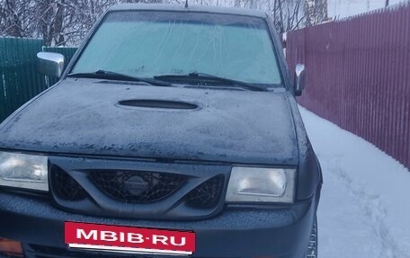 Nissan Terrano II рестайлинг, 2001 год, 730 000 рублей, 4 фотография