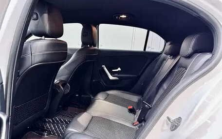 Mercedes-Benz A-Класс, 2021 год, 1 805 000 рублей, 9 фотография