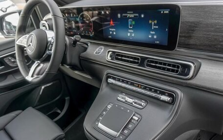 Mercedes-Benz V-Класс, 2025 год, 13 200 000 рублей, 8 фотография