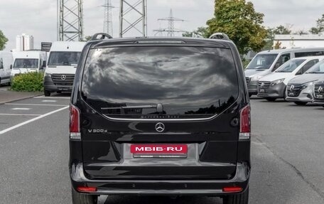 Mercedes-Benz V-Класс, 2025 год, 13 200 000 рублей, 4 фотография