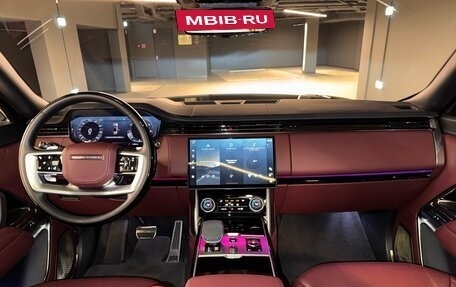 Land Rover Range Rover IV рестайлинг, 2022 год, 21 000 000 рублей, 13 фотография