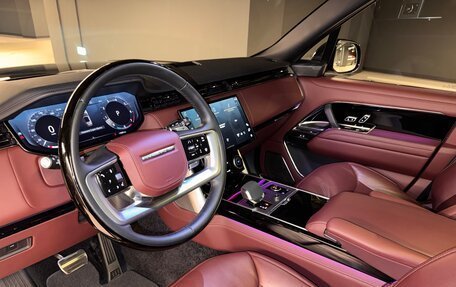Land Rover Range Rover IV рестайлинг, 2022 год, 21 000 000 рублей, 17 фотография
