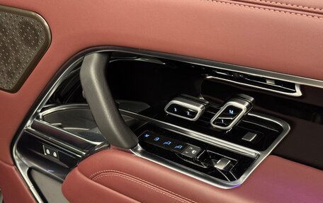 Land Rover Range Rover IV рестайлинг, 2022 год, 21 000 000 рублей, 29 фотография