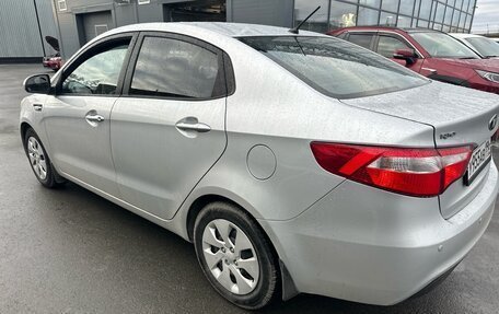 KIA Rio III рестайлинг, 2013 год, 745 000 рублей, 2 фотография