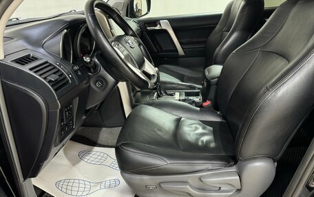 Toyota Land Cruiser Prado 150 рестайлинг 2, 2012 год, 3 000 000 рублей, 9 фотография