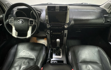 Toyota Land Cruiser Prado 150 рестайлинг 2, 2012 год, 3 000 000 рублей, 10 фотография
