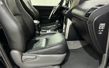 Toyota Land Cruiser Prado 150 рестайлинг 2, 2012 год, 3 000 000 рублей, 13 фотография