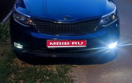 KIA Rio III рестайлинг, 2016 год, 990 000 рублей, 1 фотография