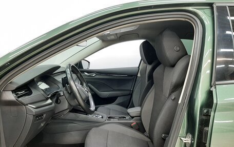 Skoda Octavia IV, 2021 год, 2 450 000 рублей, 10 фотография