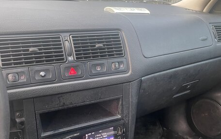 Volkswagen Golf IV, 2002 год, 219 000 рублей, 2 фотография