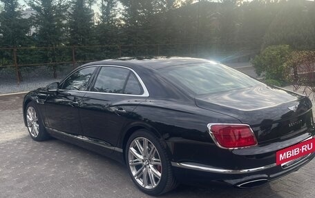 Bentley Flying Spur, 2020 год, 21 000 000 рублей, 5 фотография