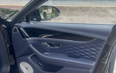 Bentley Flying Spur, 2020 год, 21 000 000 рублей, 15 фотография