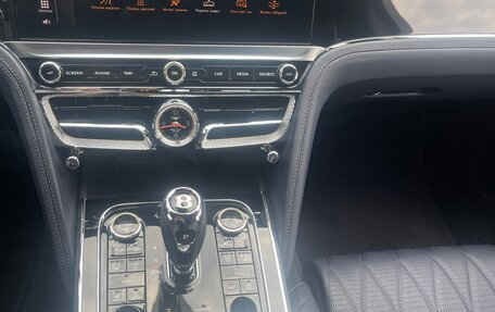 Bentley Flying Spur, 2020 год, 21 000 000 рублей, 21 фотография