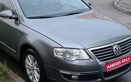 Volkswagen Passat B6, 2006 год, 550 000 рублей, 3 фотография