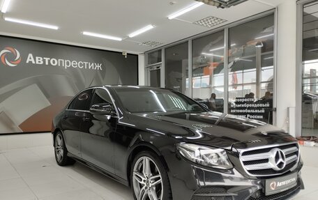 Mercedes-Benz E-Класс, 2017 год, 3 230 000 рублей, 1 фотография