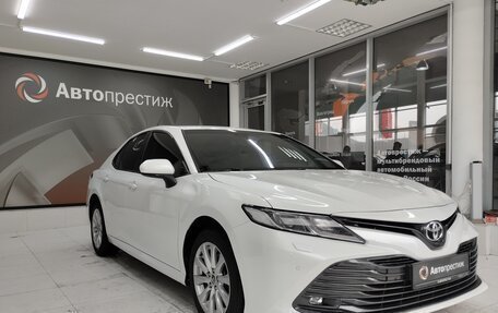 Toyota Camry, 2019 год, 2 630 000 рублей, 1 фотография