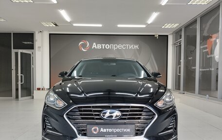 Hyundai Sonata VIII, 2019 год, 1 890 000 рублей, 2 фотография
