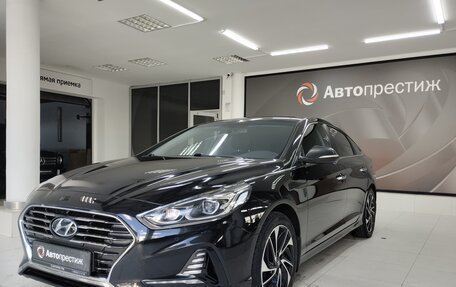 Hyundai Sonata VIII, 2019 год, 1 890 000 рублей, 3 фотография