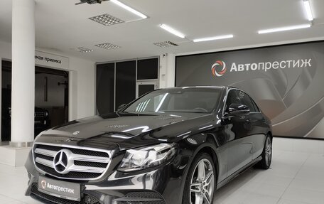 Mercedes-Benz E-Класс, 2017 год, 3 230 000 рублей, 3 фотография