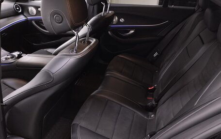 Mercedes-Benz E-Класс, 2017 год, 3 230 000 рублей, 20 фотография