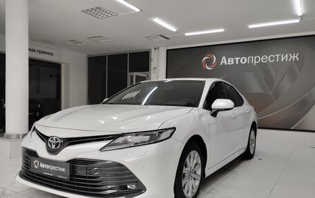 Toyota Camry, 2019 год, 2 630 000 рублей, 4 фотография
