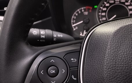 Toyota Corolla, 2022 год, 2 180 000 рублей, 10 фотография