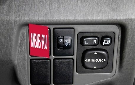 Toyota Prius, 2010 год, 1 080 000 рублей, 18 фотография