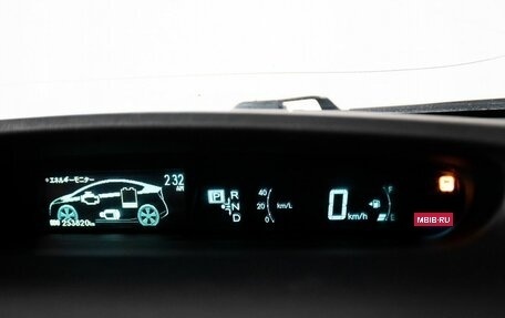 Toyota Prius, 2010 год, 1 080 000 рублей, 12 фотография