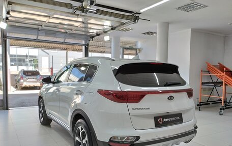 KIA Sportage IV рестайлинг, 2019 год, 2 370 000 рублей, 6 фотография