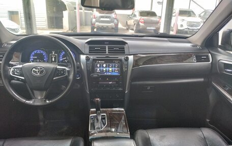 Toyota Camry, 2016 год, 2 030 000 рублей, 7 фотография