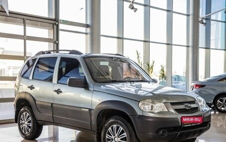 Chevrolet Niva I рестайлинг, 2015 год, 738 000 рублей, 1 фотография