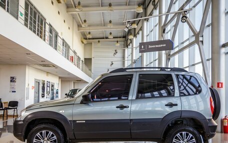 Chevrolet Niva I рестайлинг, 2015 год, 738 000 рублей, 4 фотография