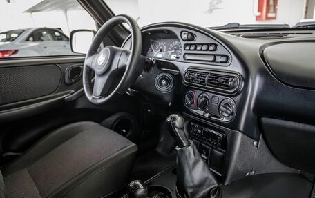 Chevrolet Niva I рестайлинг, 2015 год, 738 000 рублей, 16 фотография