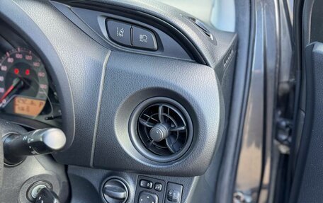 Toyota Vitz, 2019 год, 1 150 000 рублей, 11 фотография