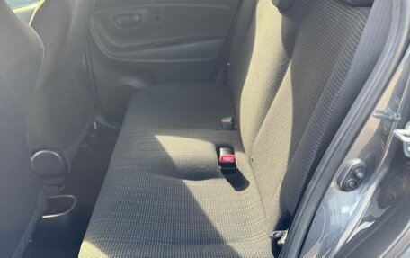 Toyota Vitz, 2019 год, 1 150 000 рублей, 16 фотография